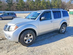 Nissan Pathfinder S 4.0L 6 2011