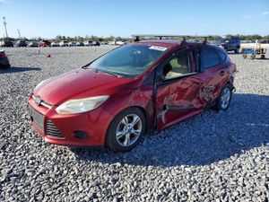 Ford Focus SE 2.0L 4 2013
