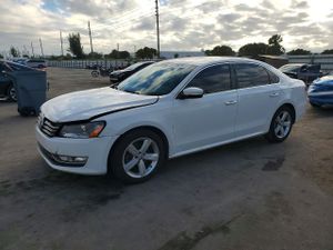 Volkswagen Passat S 1.8L 4 2015