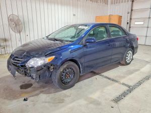Toyota Corolla BASE 1.8L 4 2013