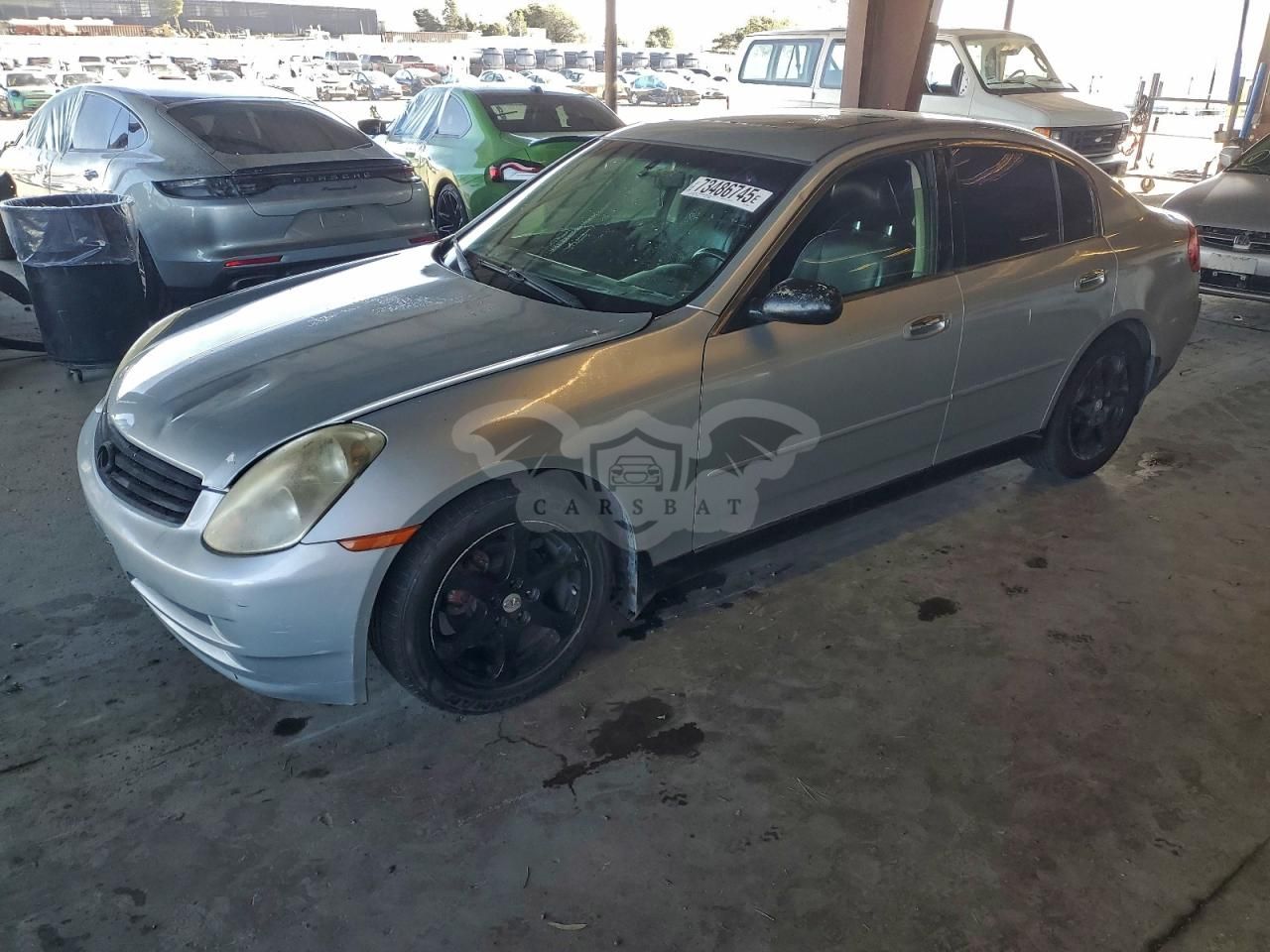 Infiniti G35 3.5L 6 2004