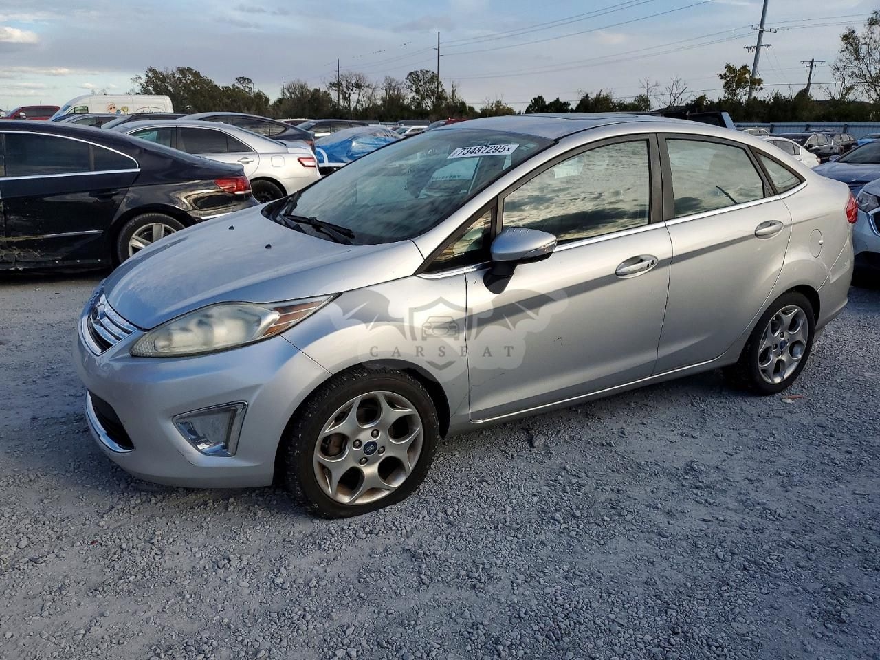 Ford Festiva TITANIUM 1.6L 4 2013
