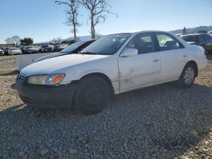 Toyota Camry CE 2.2L 4 2000