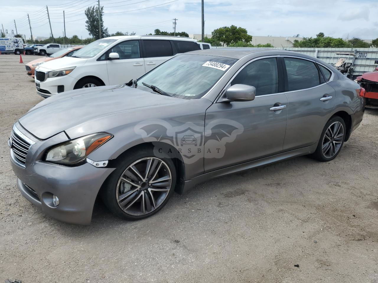 Infiniti M37 3.7L  6 2011