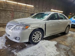 Toyota Camry BASE 2.5L 4 2011