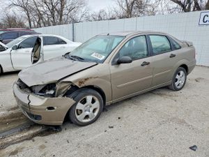 Ford Focus ZX4 2.0L 4 2005