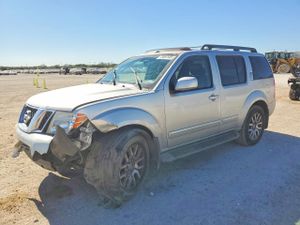 Nissan Pathfinder S 4.0L 6 2010