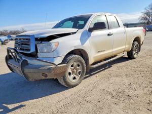 Toyota Tundra DOUBLE CAB SR5 4.6L 8 2010