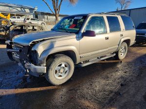 Chevrolet Tahoe K1500 5.7L 8 2000