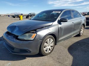 Volkswagen Jetta SE 2.5L 5 2013