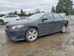 Toyota Camry BASE 2.5L 4 2011