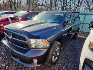 RAM 1500 ST 5.7L 8 2014