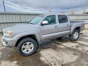 Toyota Tacoma DOUBLE CAB PRERUNNER 4.0L 6 2015