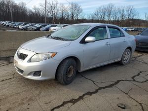 Toyota Corolla BASE 1.8L 4 2010