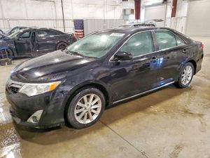 Toyota Camry SE 3.5L 6 2012