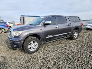 Toyota Tundra CREWMAX LIMITED 5.7L 8 2013
