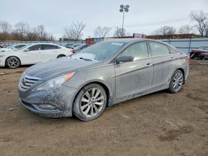 Hyundai Sonata SE 2.4L 4 2013