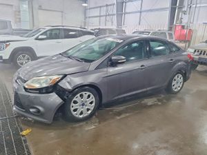 Ford Focus SE 2.0L 4 2014