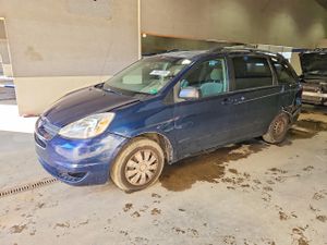 Toyota Sienna CE 3.3L 6 2004