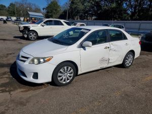 Toyota Corolla BASE 1.8L 4 2012
