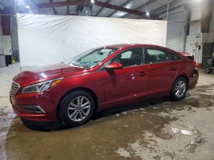 Hyundai Sonata SE 2.4L 4 2015