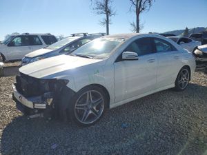 Mercedes-Benz CLA 250 2.0L 4 2015