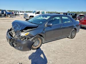 Toyota Corolla BASE 1.8L 4 2013