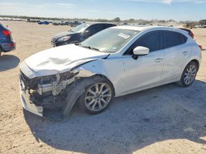 Mazda 3 GRAND TOURING 2.5L 4 2015
