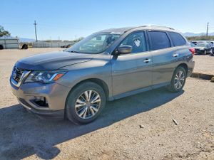 Nissan Pathfinder S 3.5L 6 2019
