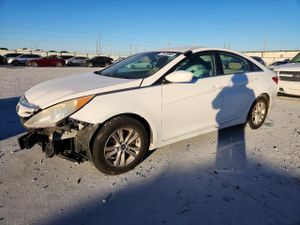 Hyundai Sonata GLS 2.4L 4 2013