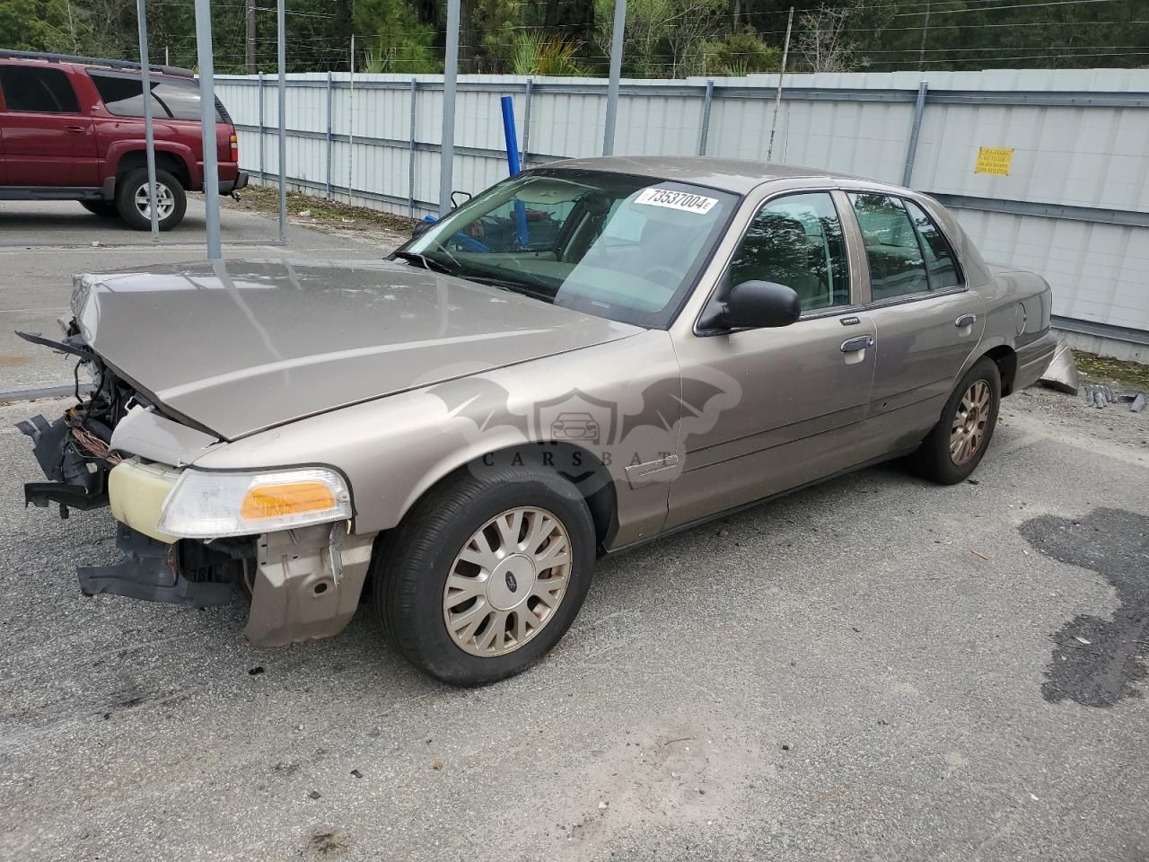 Ford Crown LX 4.6L 8 2005