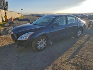 Nissan Altima BASE 2.5L 4 2011
