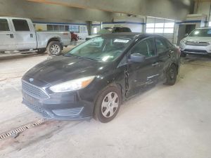 Ford Focus S 2.0L 4 2015