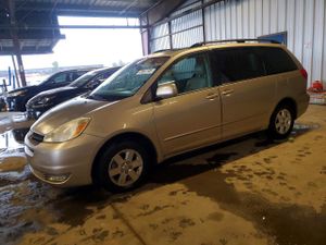 Toyota Sienna XLE 3.3L 6 2004