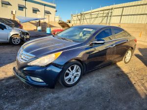 Hyundai Sonata SE 2.4L 4 2012