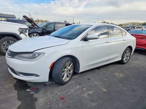 Chrysler 200 LIMITED 2.4L 4 2015