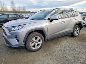 Toyota Rav4 XLE 2.5L 4 2019