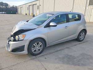 Chevrolet Aveo (Sonic) LT 1.8L 4 2012