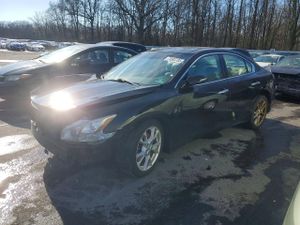 Nissan Maxima S 3.5L 6 2014