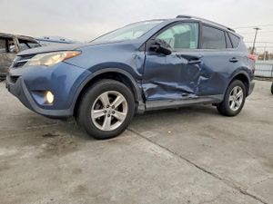 Toyota Rav4 XLE 2.5L 4 2013