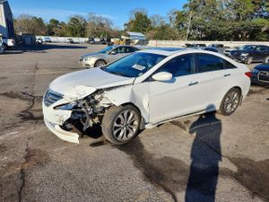 Hyundai Sonata SE 2.0L 4 2013