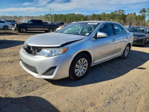 Toyota Camry L 2.5L 4 2013