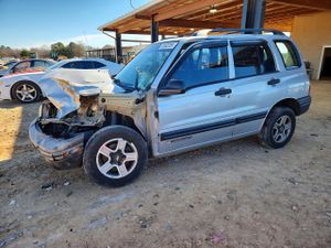 Chevrolet Tiltmaster 2.0L 4 2002