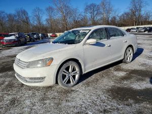 Volkswagen Passat SE 1.8L 4 2014
