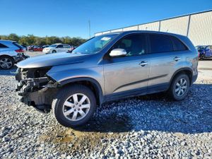 Kia Sorento LX 2.4L 4 2013