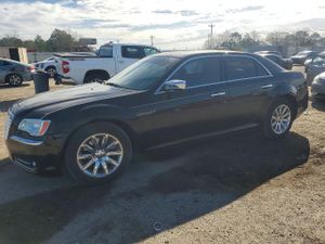 Chrysler 300C 5.7L 8 2013