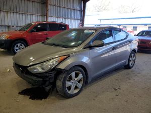 Hyundai Elantra GLS 1.8L 4 2013