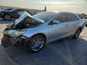 Toyota Camry LE 2.5L 4 2015