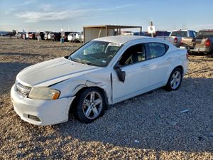Dodge Avenger SE 2.4L 4 2013