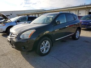 Nissan Rogue S 2.5L 4 2012